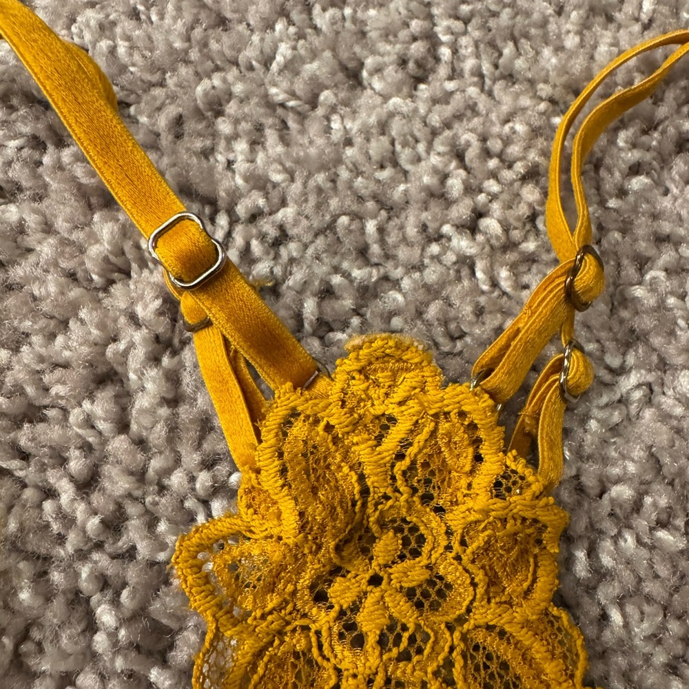 Aerie Mustard Yellow Floral Lace Bralette - Picture 4 of 7